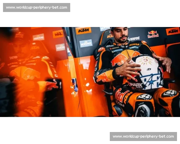 告别枯燥训练!F1电竞全球联赛,年轻车手的全新出路 告别枯燥训练!F1电竞全球联赛,年轻车手的全新出路