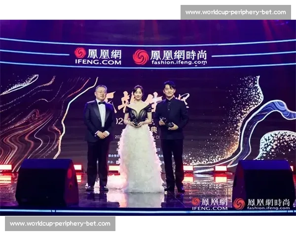 星光璀璨！XX、YY将一同亮相某大型活动，红毯阵容星光熠熠！